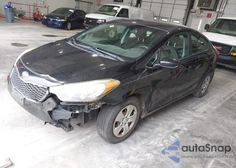 2016 Kia Forte Lx из США, поврежденный, VIN KNAFK4A61G5560702